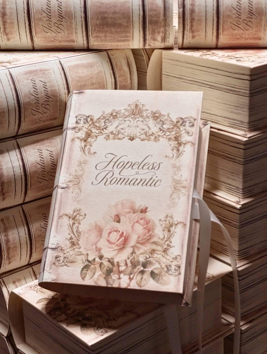 Hopeless Romantic Book Box (Ltd Edition)